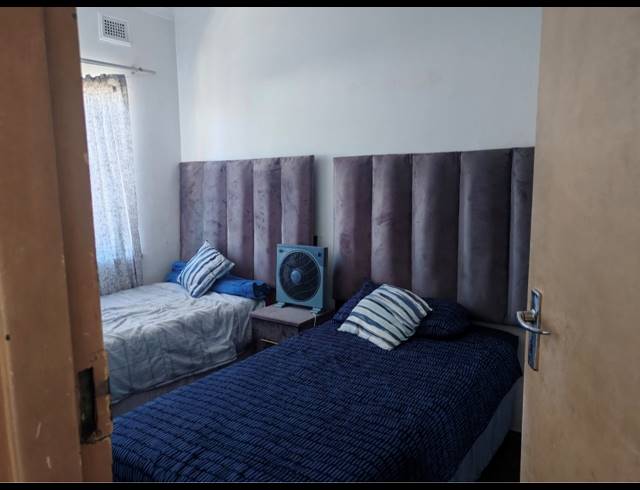2 BEDROOM APARTMENT FOR SALE IN SYDENHAM